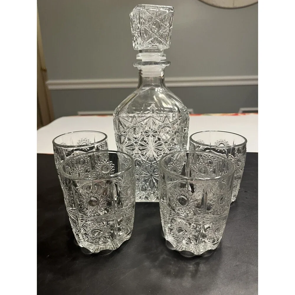 5pc Whiskey Bourbon Decanter w Old Fashioned Glasses & Stopper